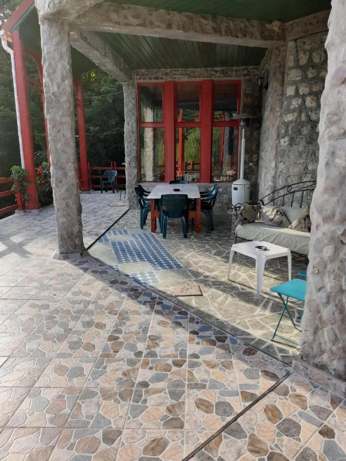 Barlogul Ursilor Lepsa Hotel Bagian luar foto