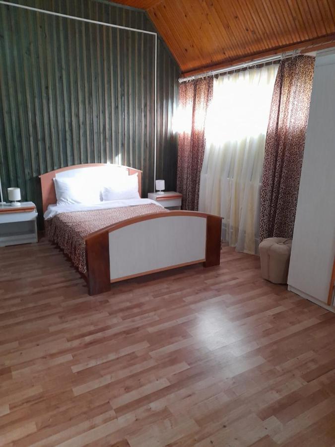 Barlogul Ursilor Lepsa Hotel Bagian luar foto